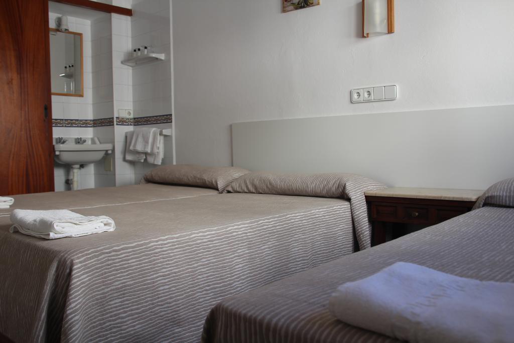 Hostal Las Nieves Ibiza-Stadt Exterior foto